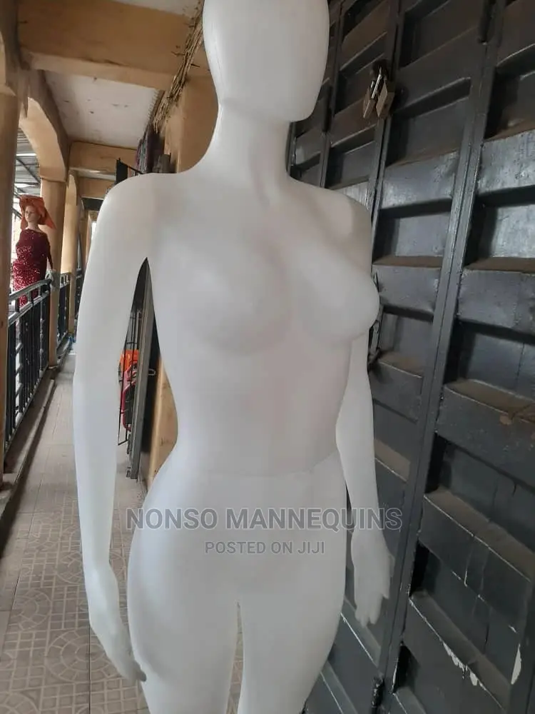 Faceless Size 10 Detachable Waist and Hands Mannequin