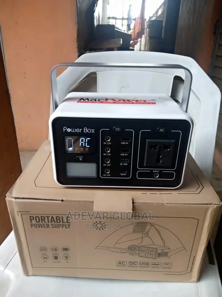 Macpower 200 Watts Inverter Power Station