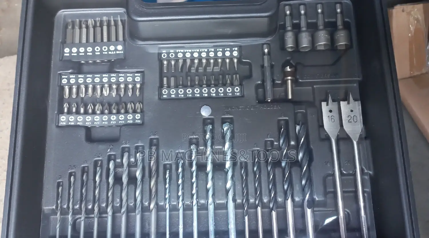Makita Maktec 13mm Impact Drilling Machine (Mt817x100)