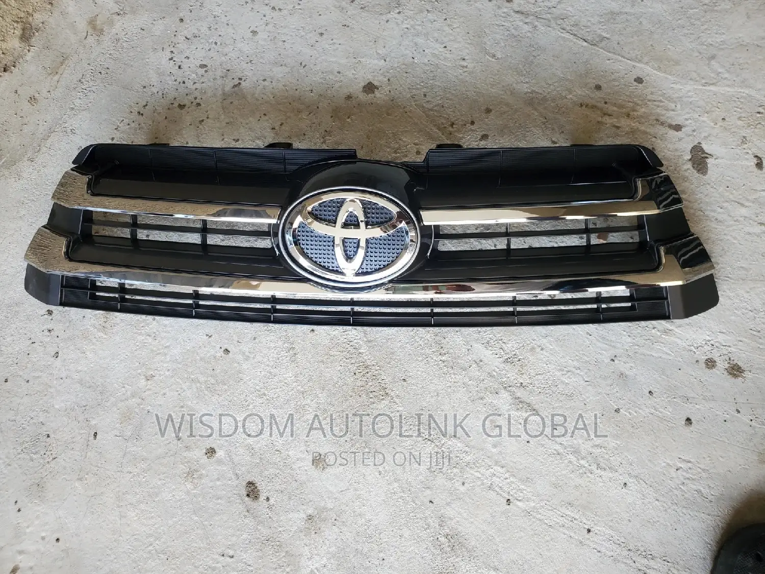 Front Grille Highlander 2017-2019 Direct (Shiny Type)