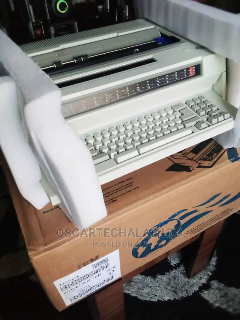 Ibm Wheelwriter 30 Typewriter by Lexmark