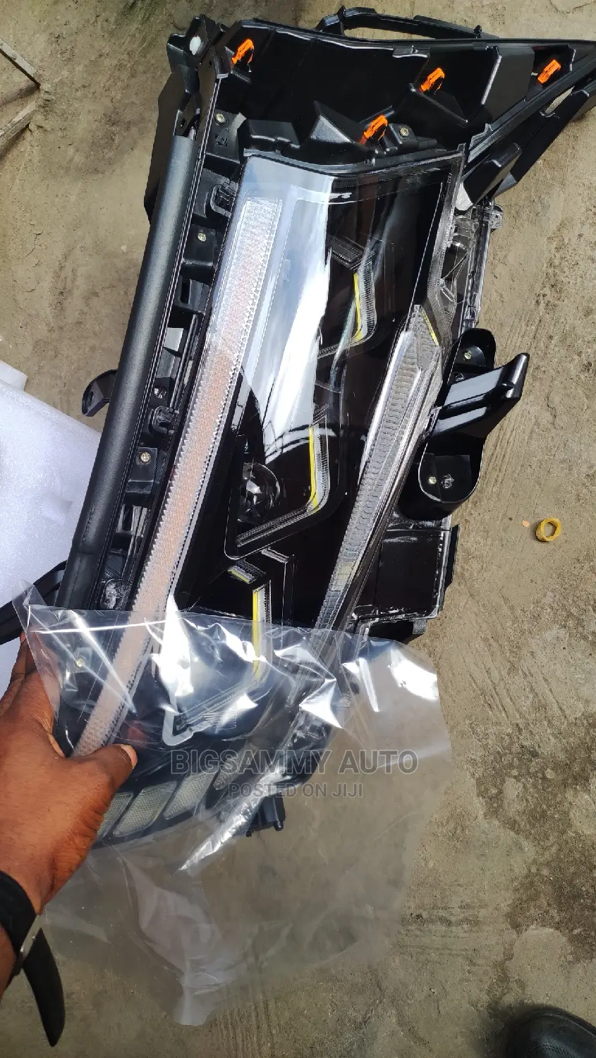 Prado 2018/2020 3 Torch Headlamp / Headlight