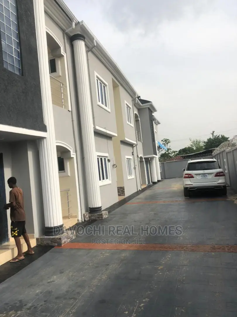 2bdrm Apartment in Olokola, Olokonla for rent