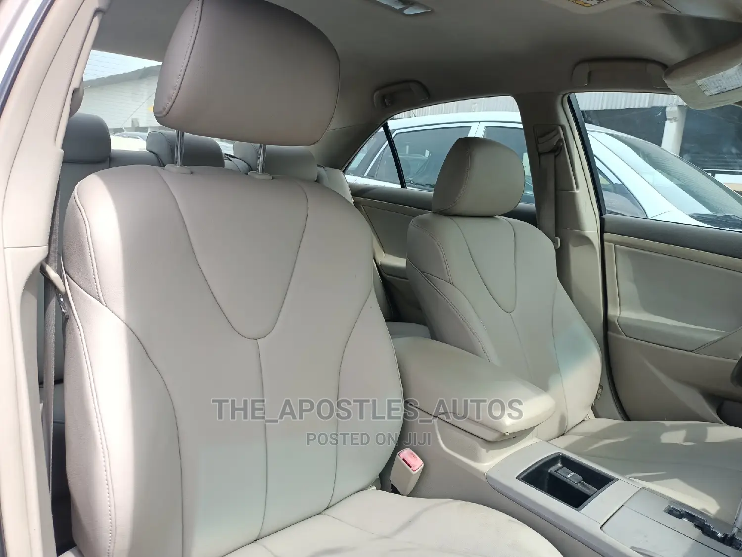 Toyota Camry 2009 Gold