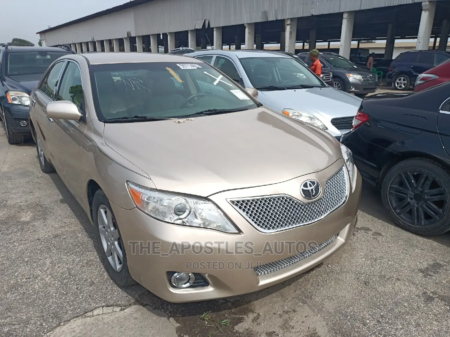 Toyota Camry 2009 Gold