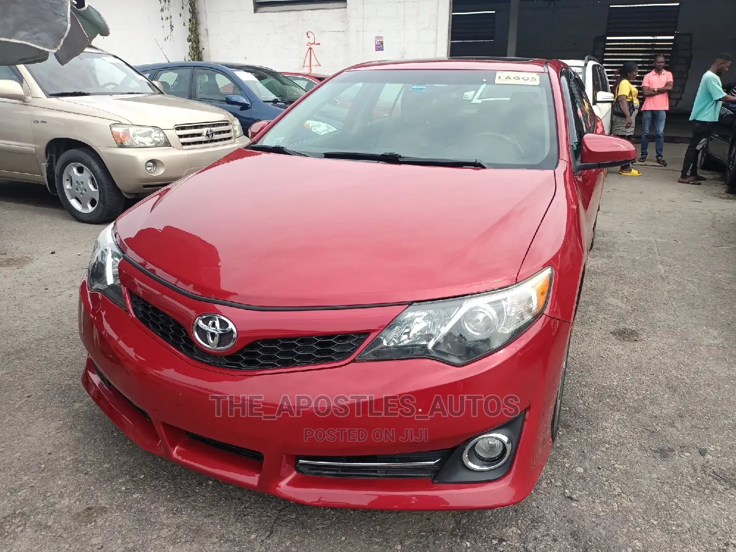 Toyota Camry SE 4dr Sedan (2.5L 4cyl 6A) 2012 Red