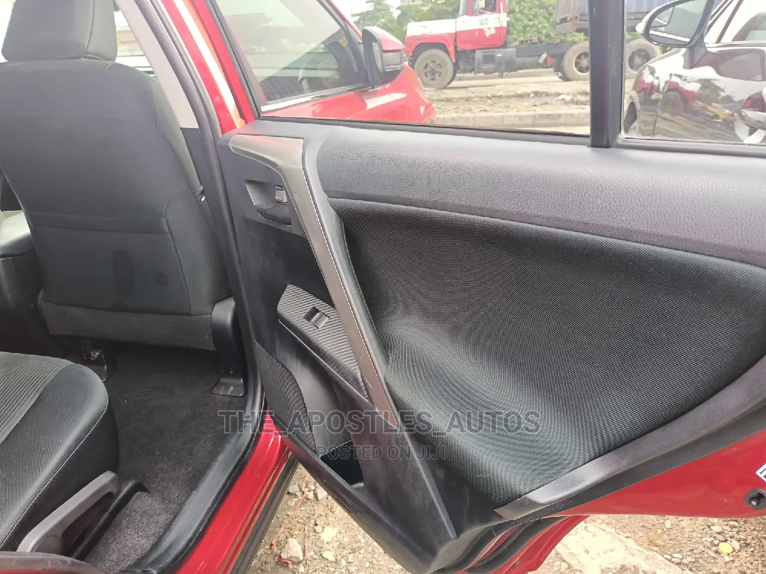 Toyota RAV4 LE 4dr SUV (2.5L 4cyl 6A) 2015 Red