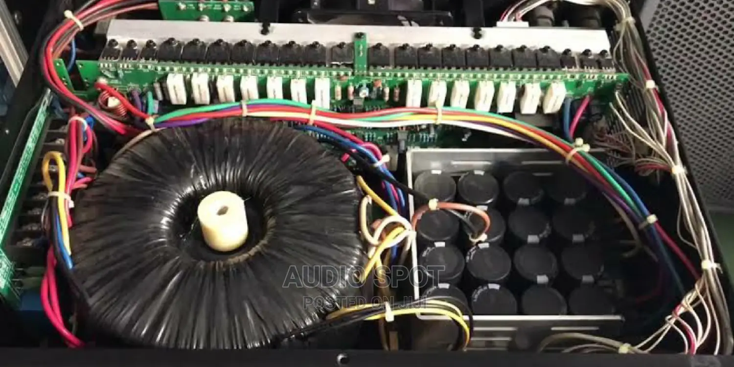 Original U.K Wharfedale Mp2800 Power Amplifier Complete.