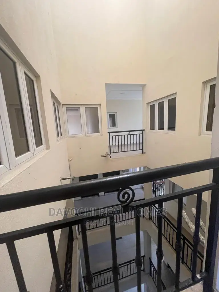 2bdrm Apartment in Osapa London for rent
