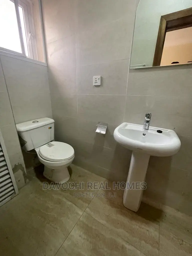 2bdrm Apartment in Osapa London Estate for rent