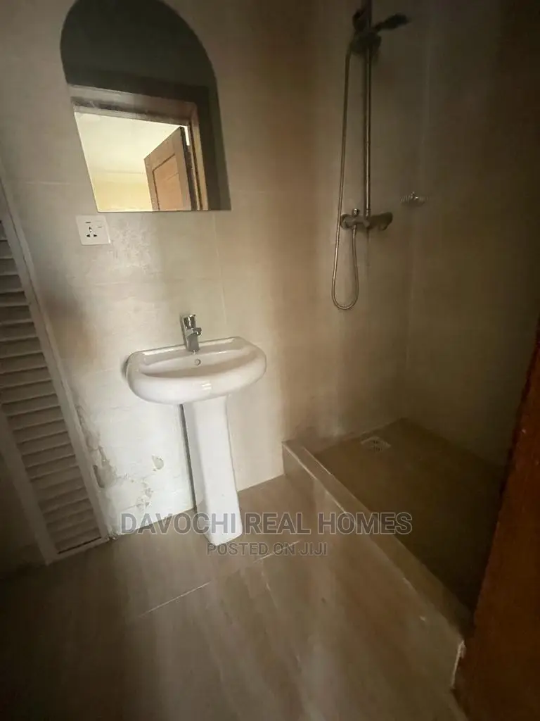 2bdrm Apartment in Osapa London Estate for rent