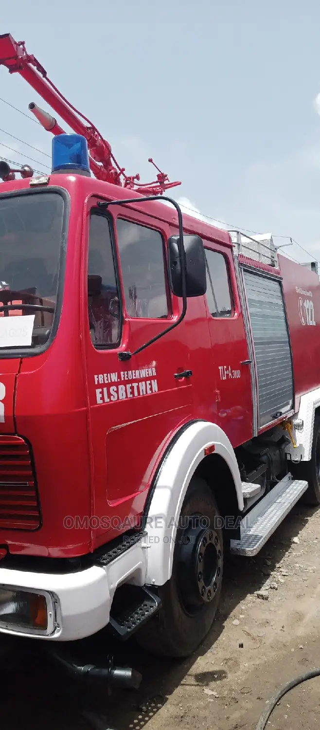 Fire Fighter Truck