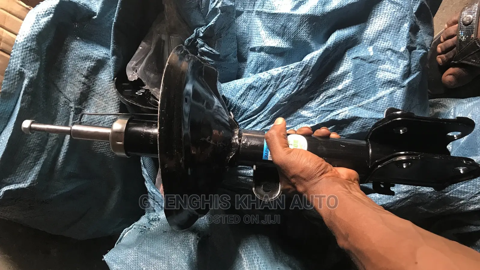 Front Shocks Honda 2003pilot and MDX
