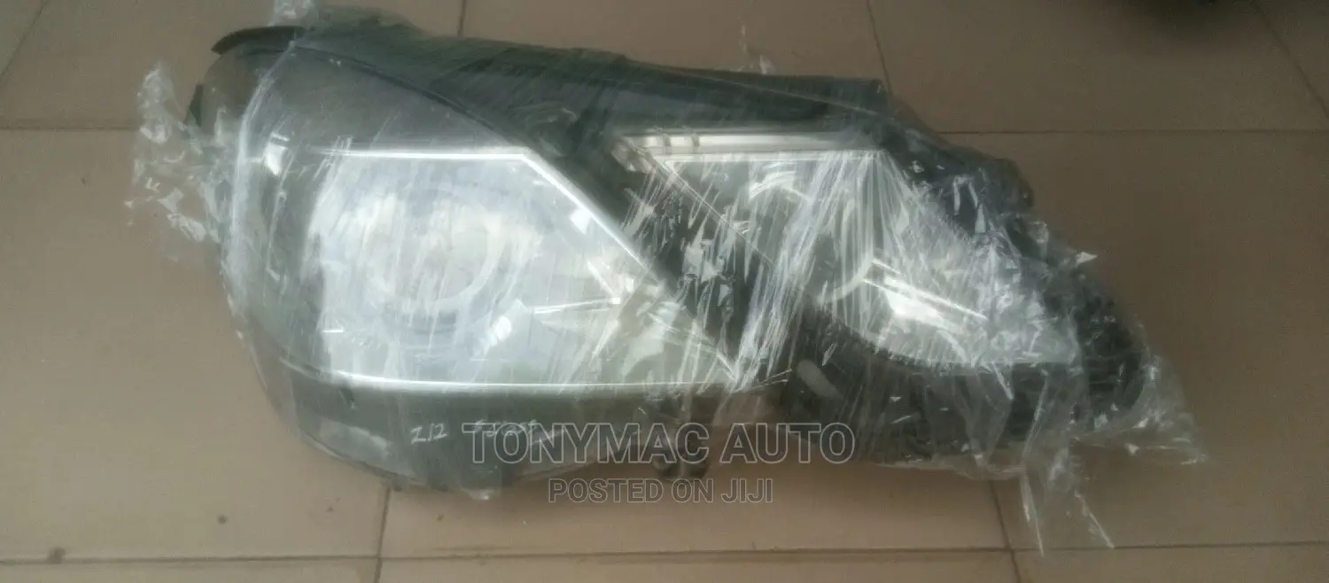 Mercedes Benz E350 2010 Headlight