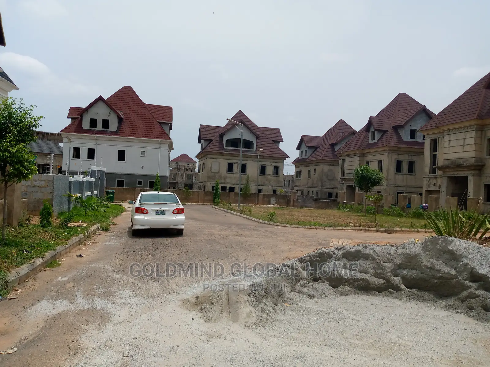 Estate Land in Idu, Abuja. 5bedroom Duplex With B.Q