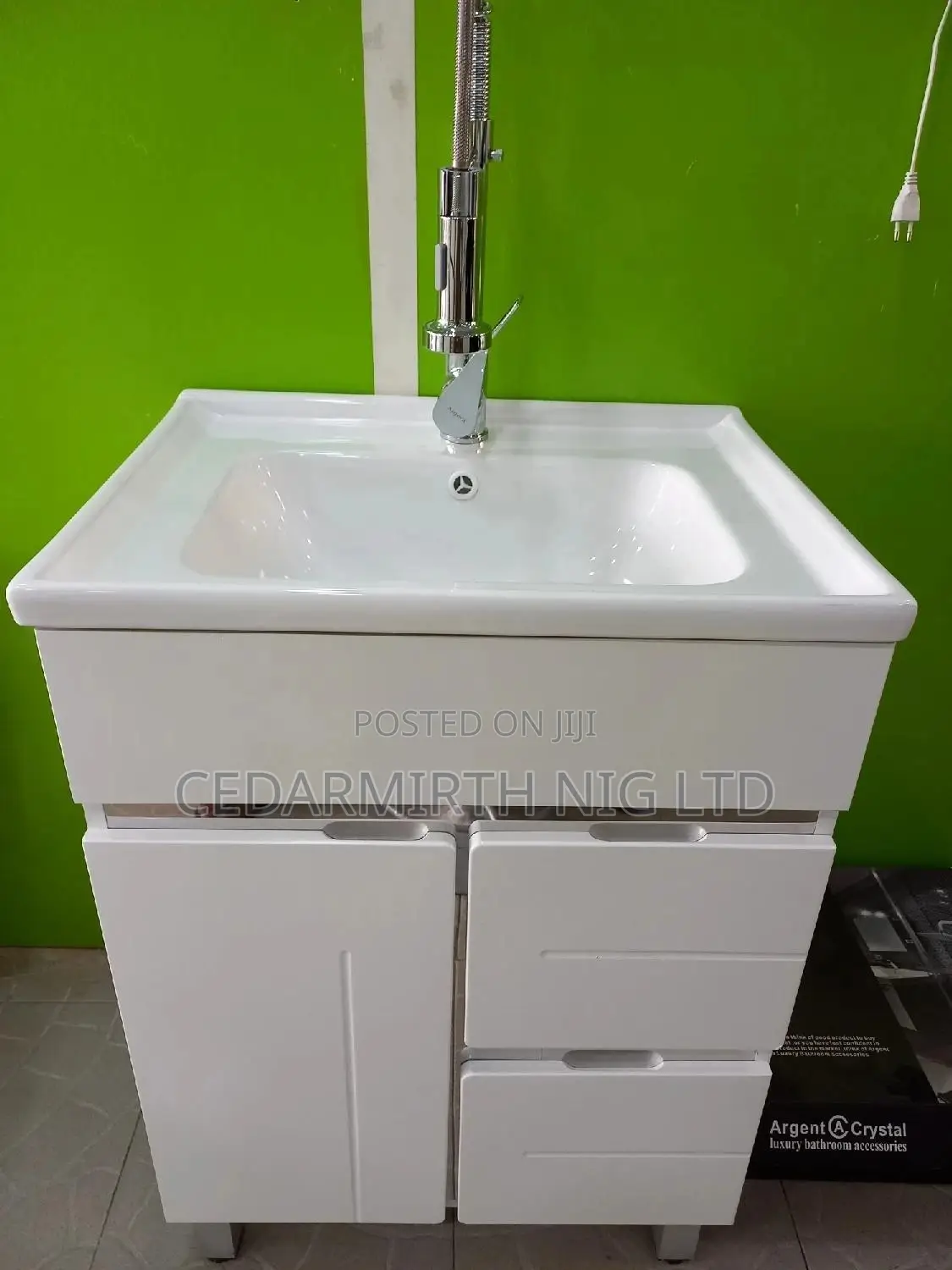 White Single Basin Bathroom Cabinet
