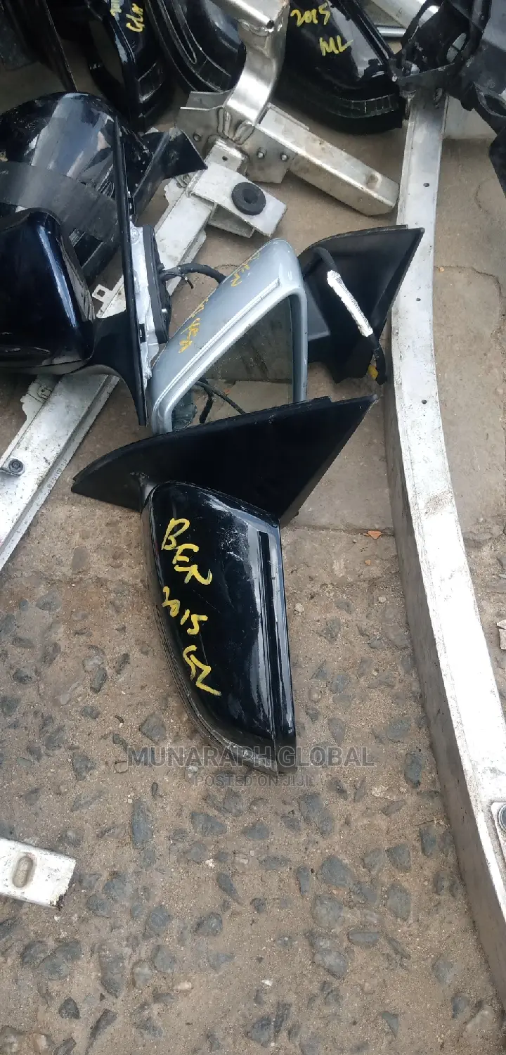 2014 Model Mercedes Benz GL 450 Side Mirror.