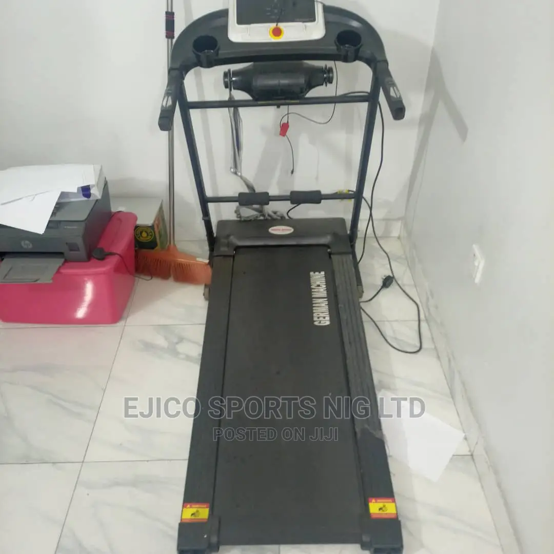 Brand New German Giant 2.5hp Treadmill With Massager