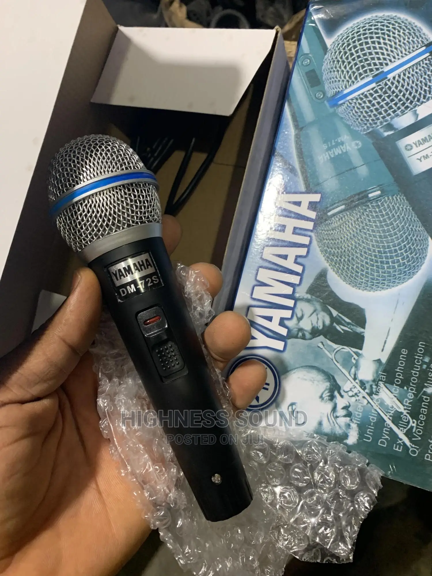 Yamaha Wired Microphone