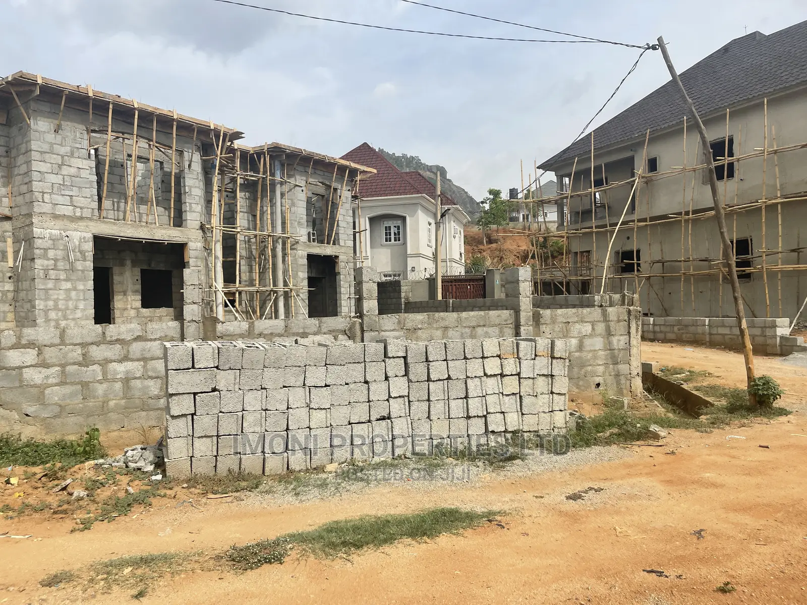 Plot of Sell Dutse Sagwari