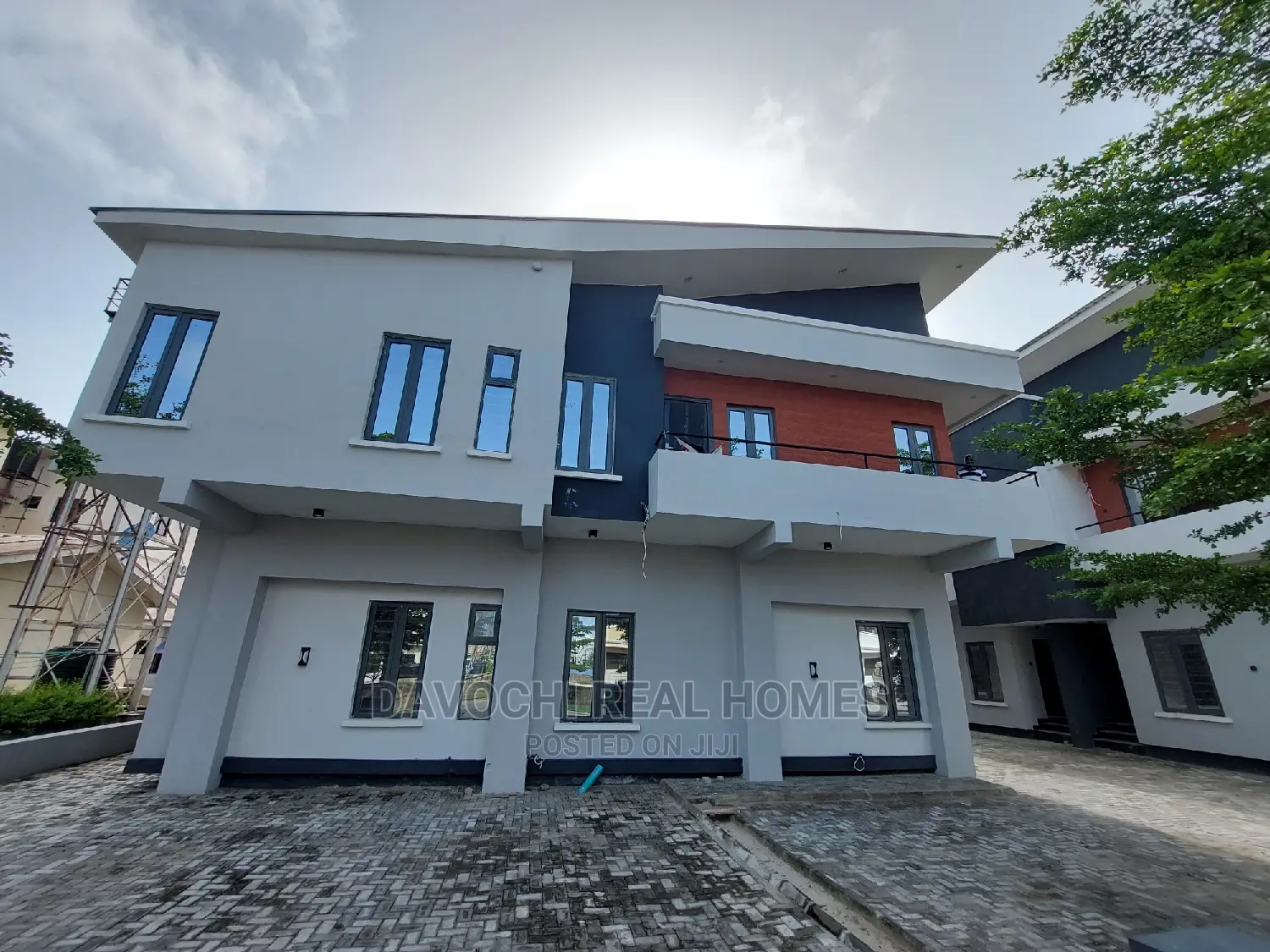4bdrm Duplex in Orchid Road, Lekki Phase 2 for rent