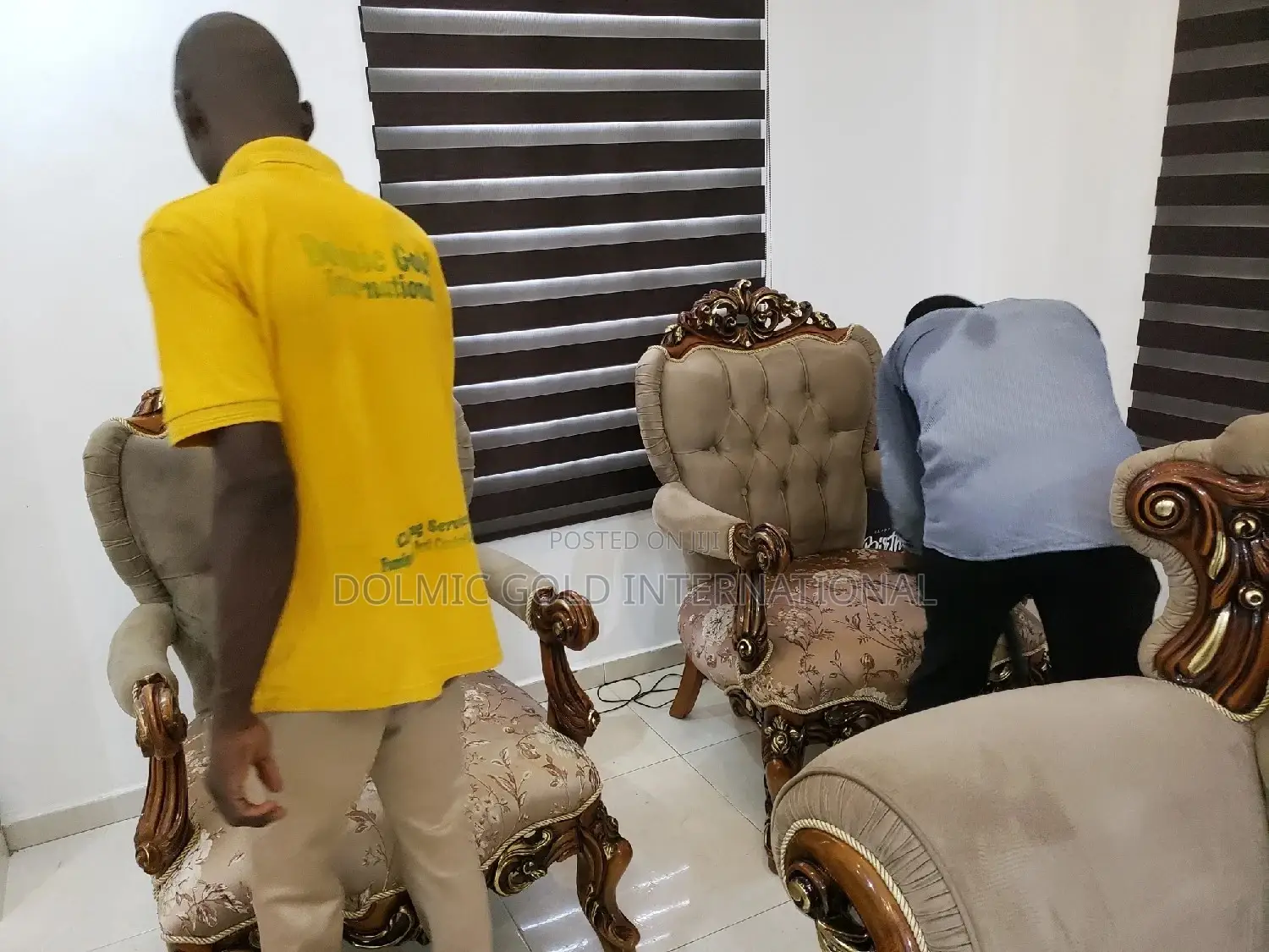 Sofa/Couch Cleaning Wash/Dry Services