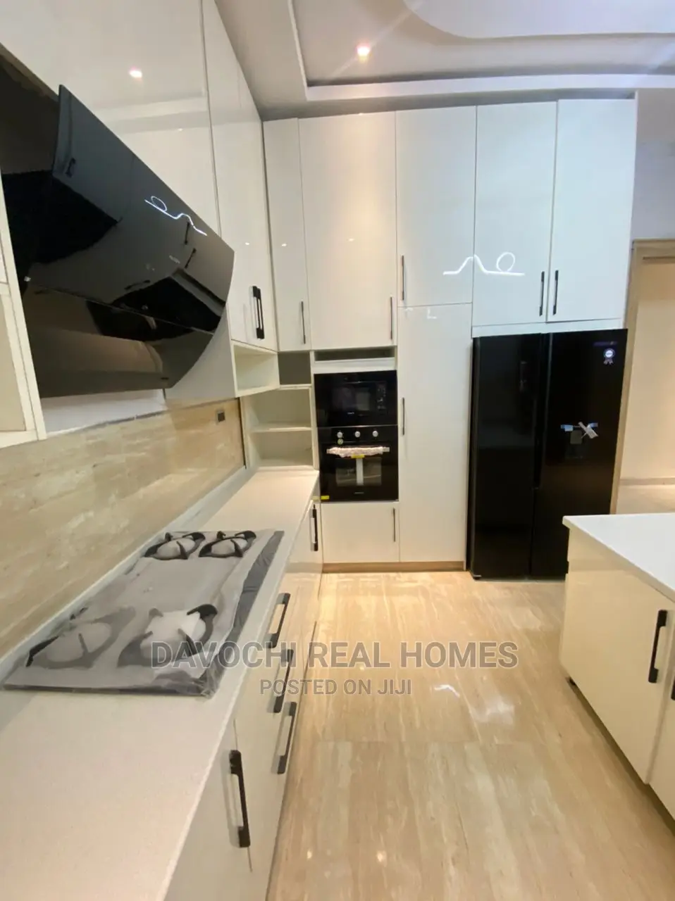 5bdrm Duplex in Osapa London, Jakande for sale