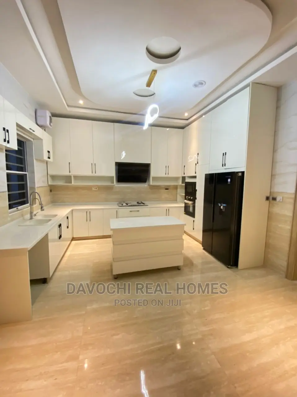 5bdrm Duplex in Osapa London, Jakande for sale
