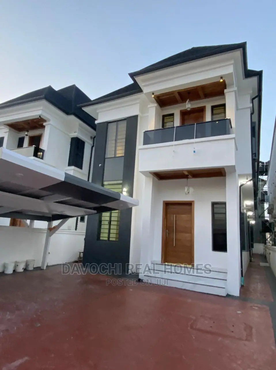 5bdrm Duplex in Osapa London, Jakande for sale