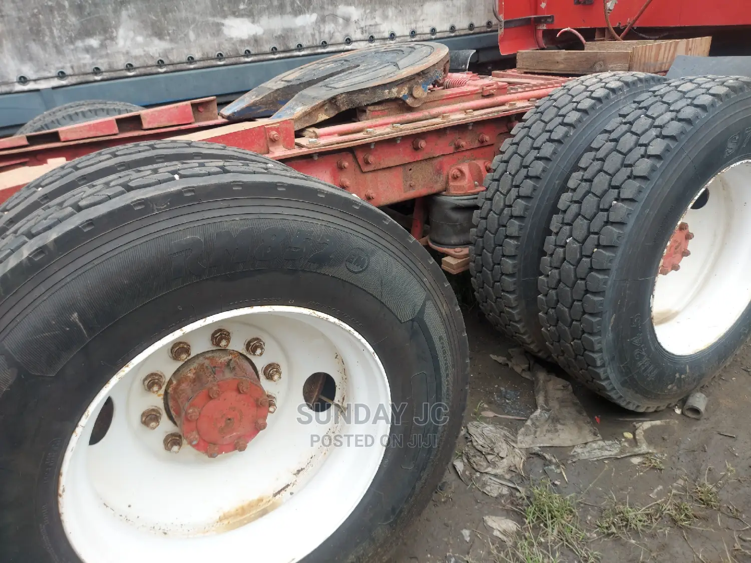 Foreign Used CH Mack Ten Tyres Truck Injector Engine