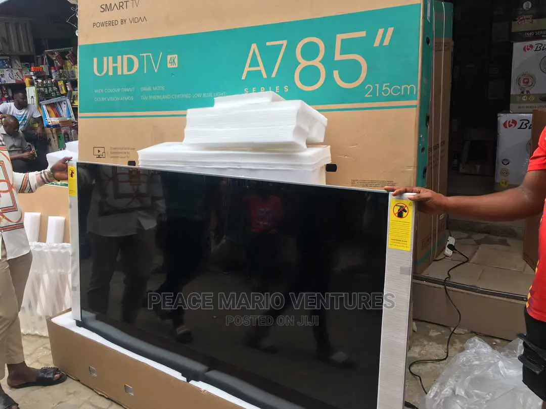 Original Hisense 85" Television Uhd Smart TV With Warranty.