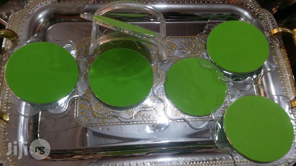 Acryelic Wine Cover With Staning Base By 6pcs