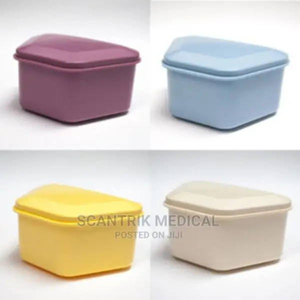 Plastic Orthodontic Retainer Box for Braces Earrings Storage