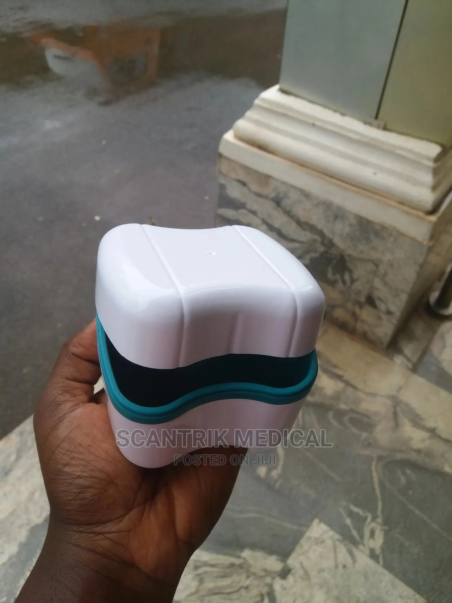 Box Retainer Case Holder Dental Teeth Denture Bath Cup
