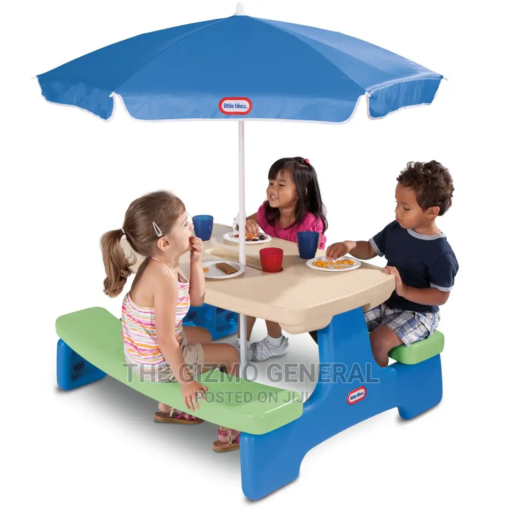 Little Tikes Easy Store Large Picnic Table With Umbrella