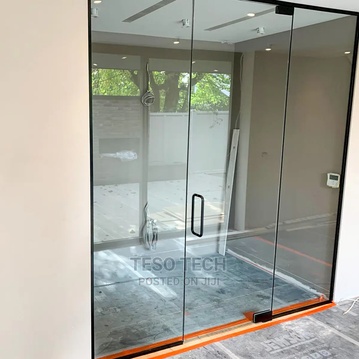 Teso Tech Sliding Door