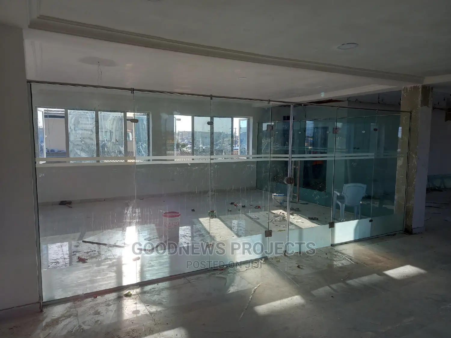 Office Showroom Glass With Door
