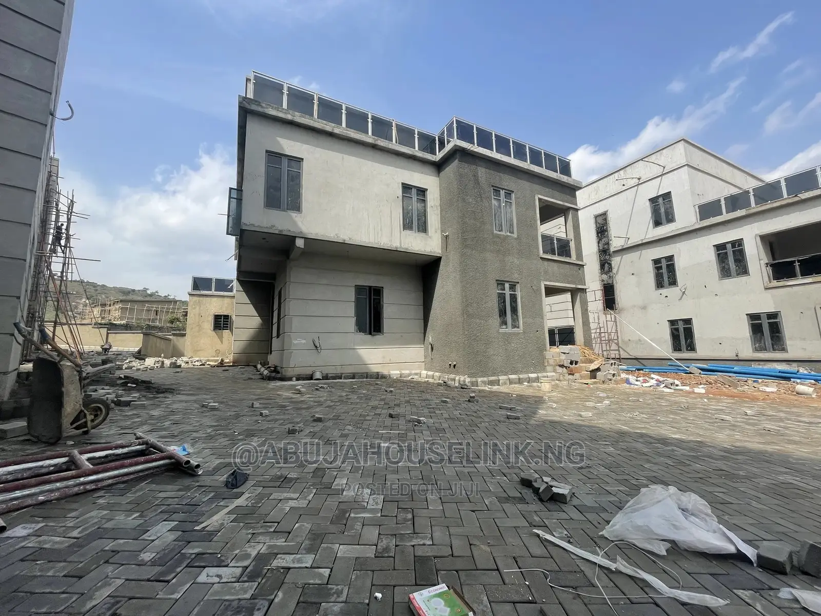 5bdrm Duplex in Diplomatic Zone, Katampe Extension for sale