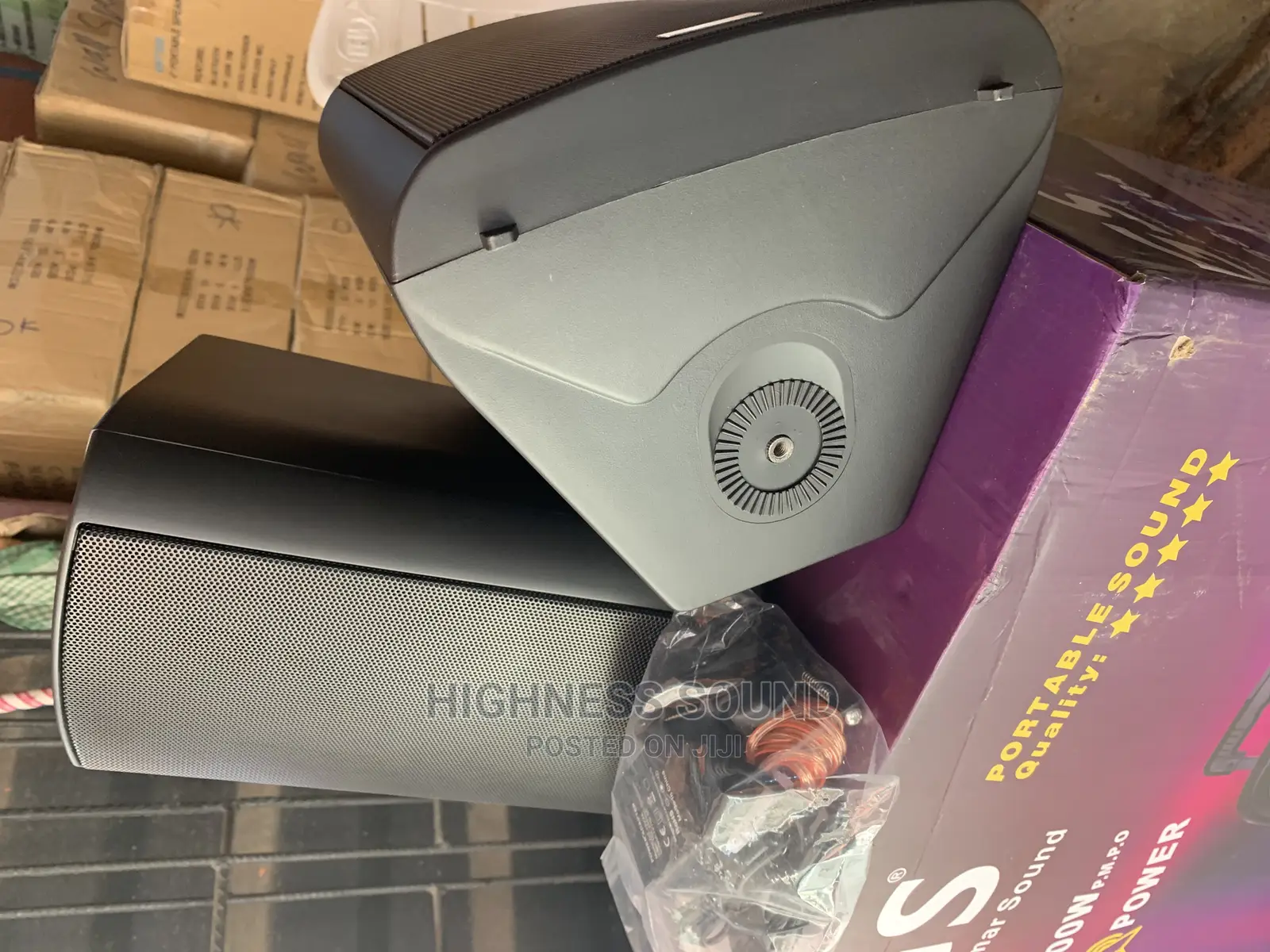 Bluetooth and Auxiliary Wall Mount Speaker
