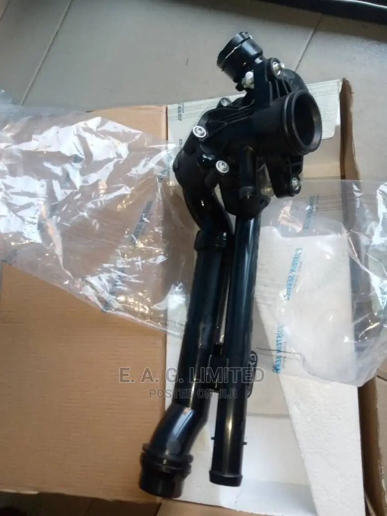 Engine Thermostat M274 W205