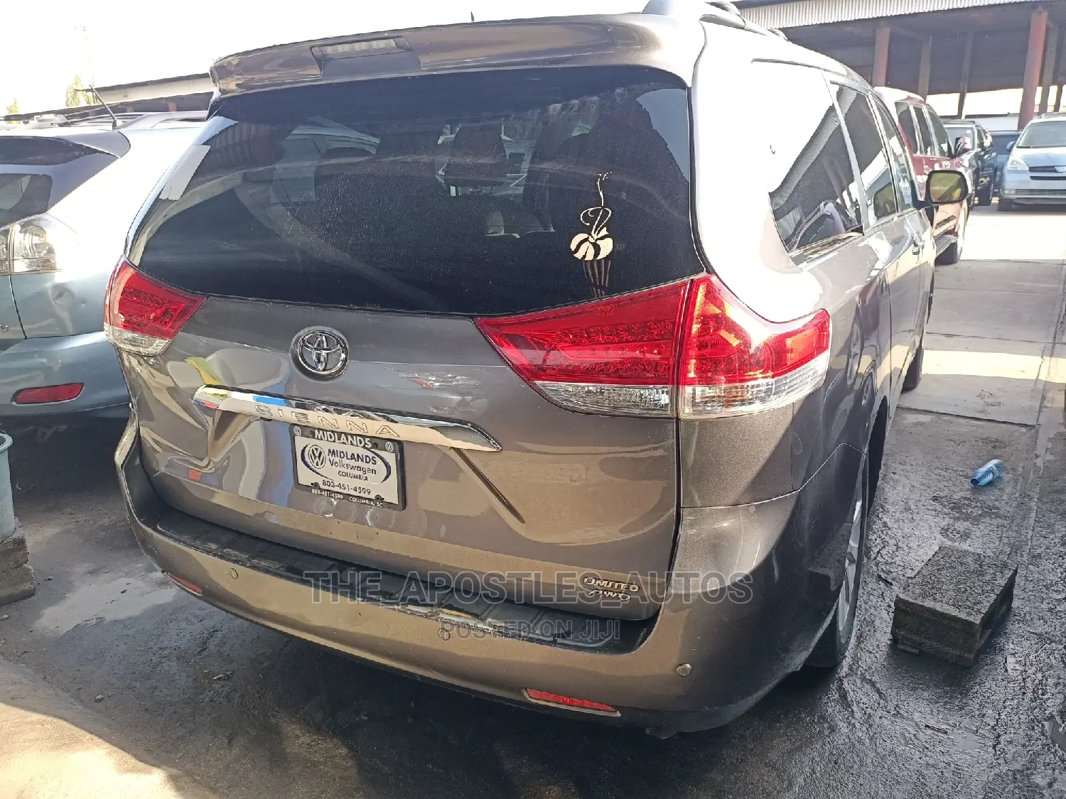 Toyota Sienna LE 8 Passenger 2011 Gray