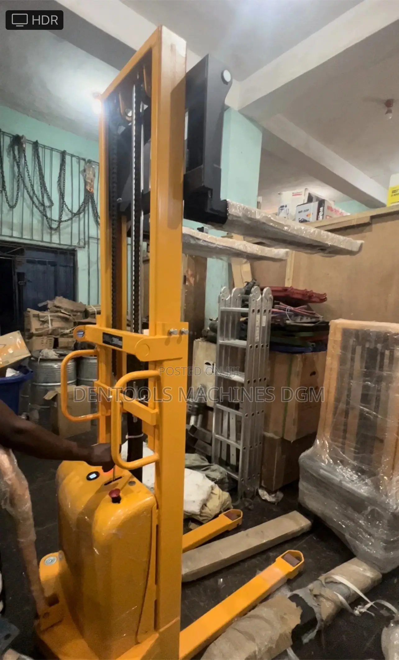 Semi Electric Forklift Stacker 2000kg