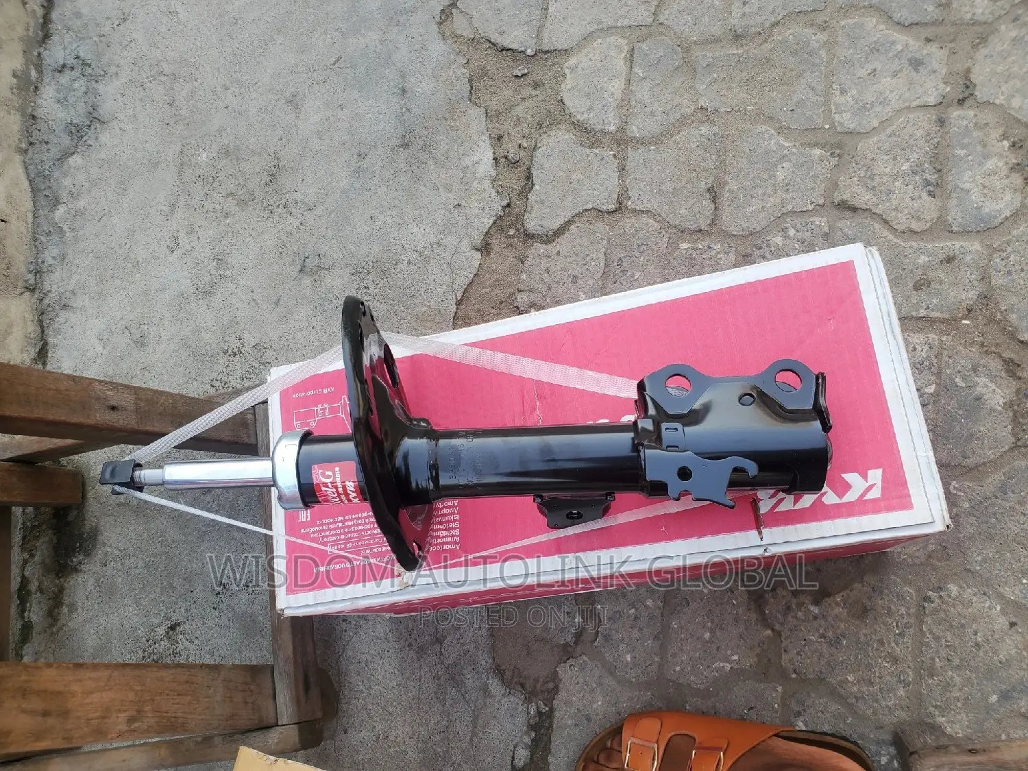 Front Shock Absorber for Toyota Rav4 2006-2018 Kyb Japan