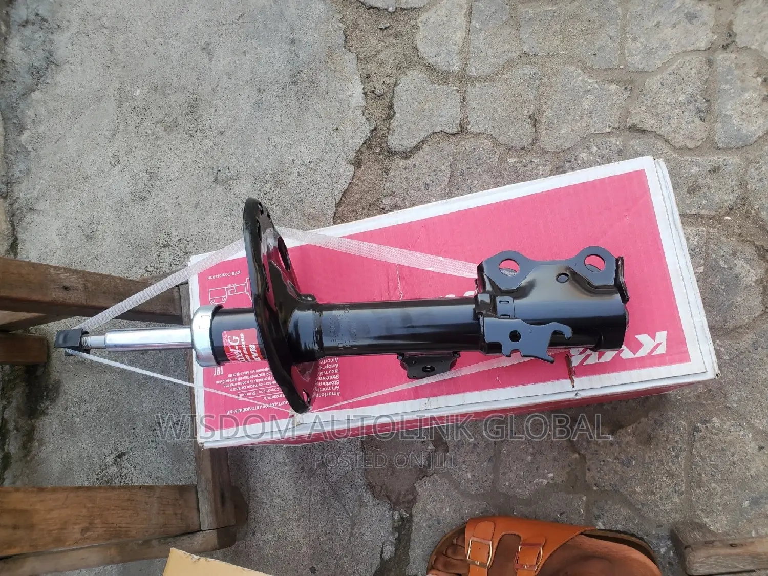 Front Shock Absorber for Toyota Rav4 2006-2018 Kyb Japan