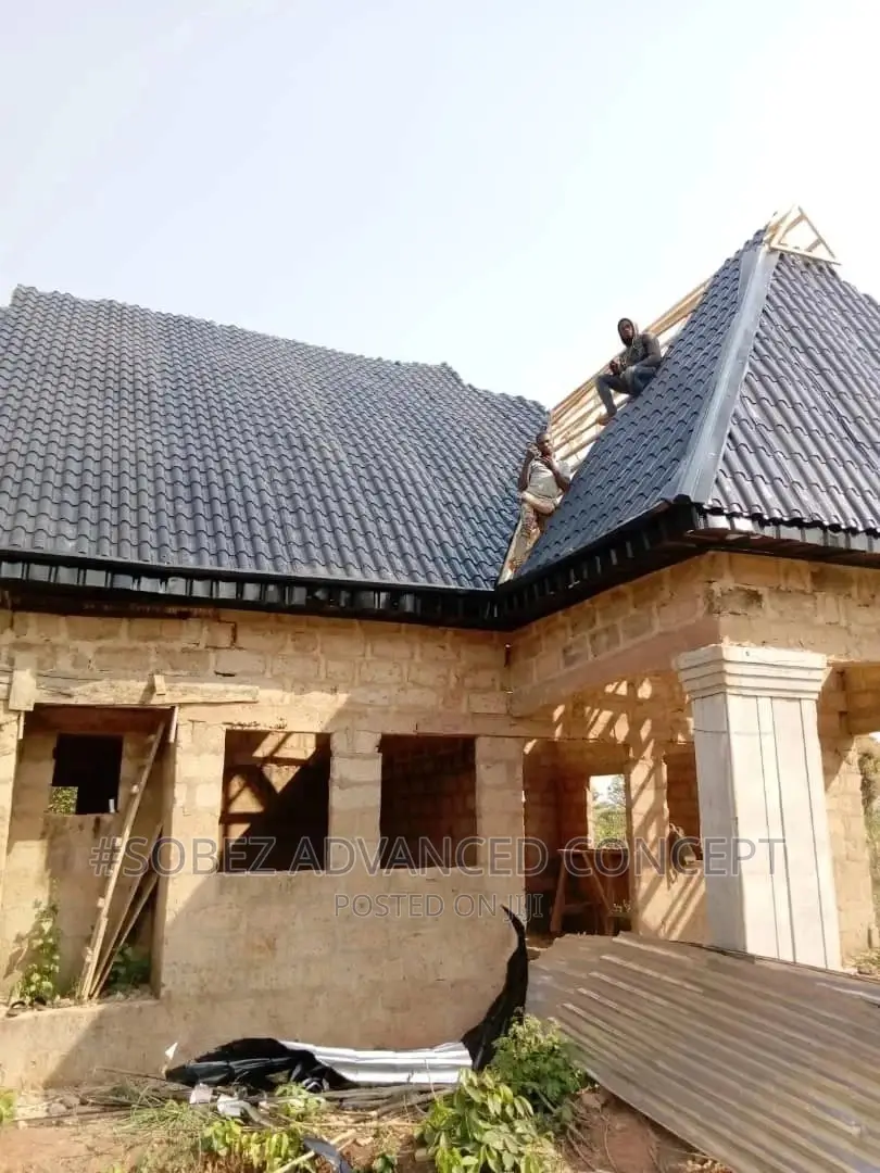 Building Roofing in Lagos