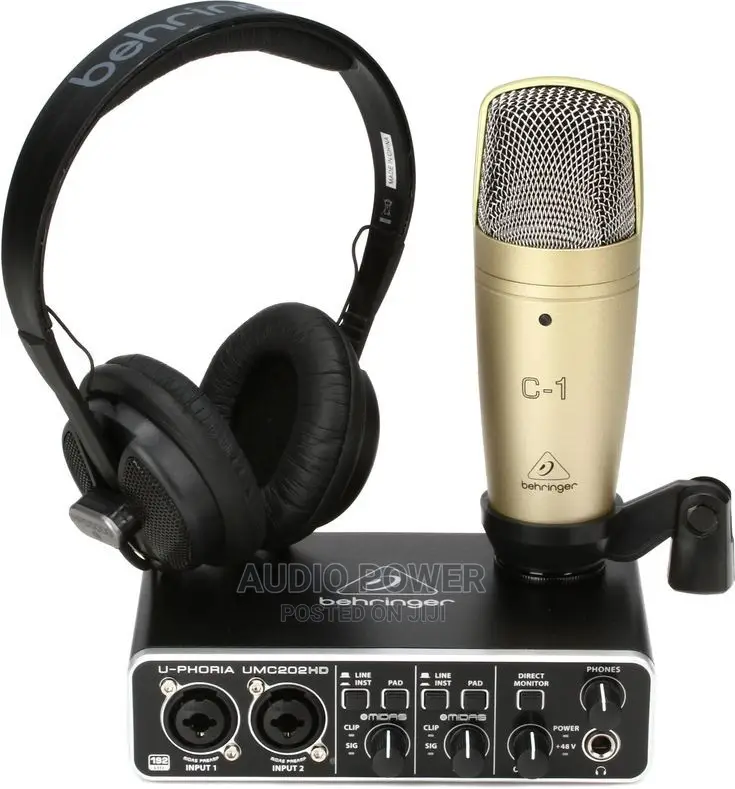 Behringer Uphoria Studio Pro