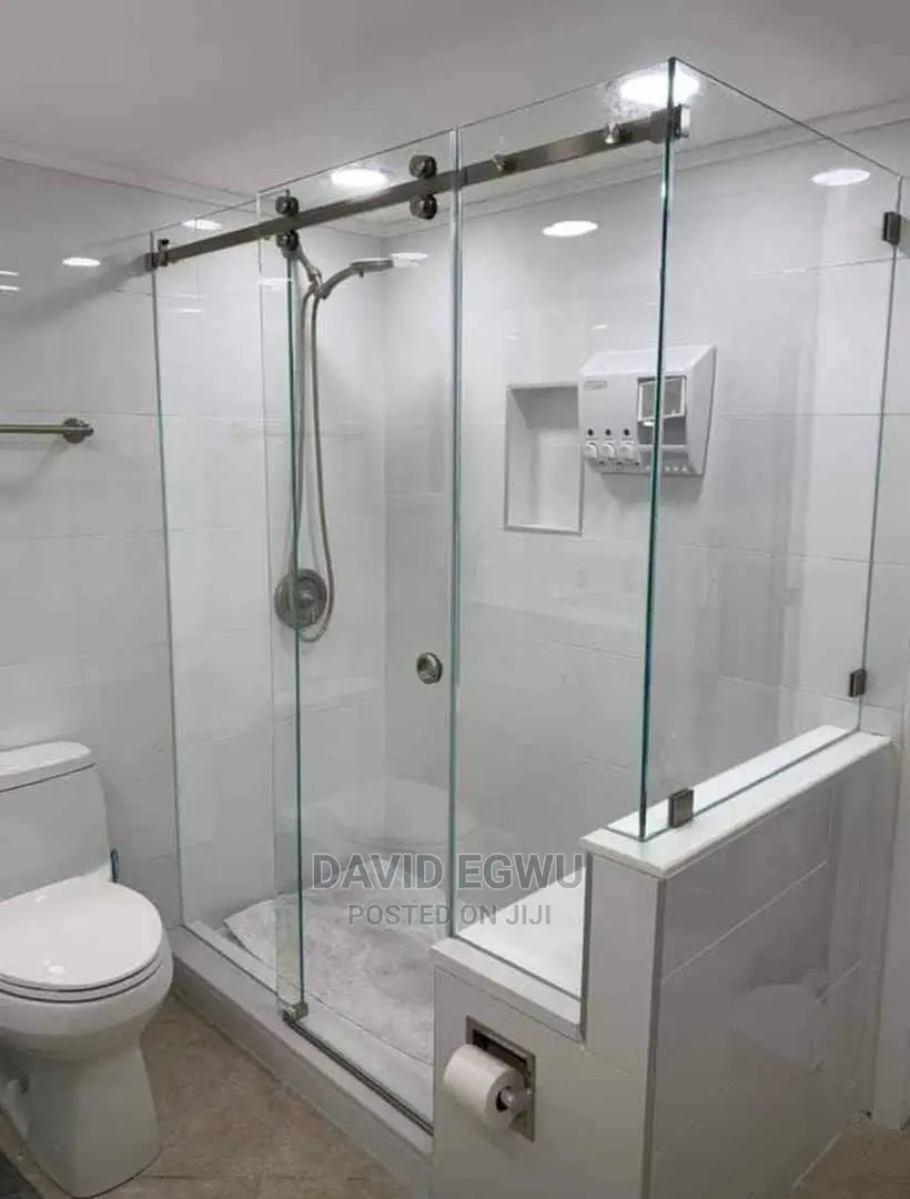 Sliding Shower Cubicle With Tampered Glass