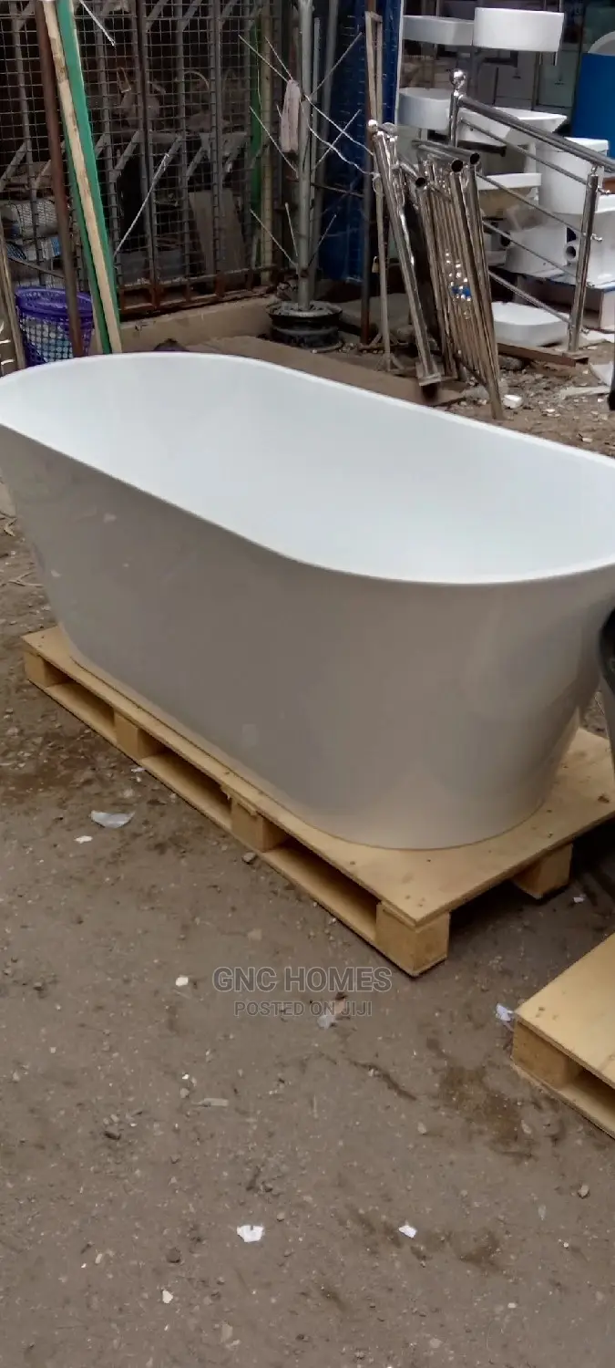 Free Standing English Bath Tub