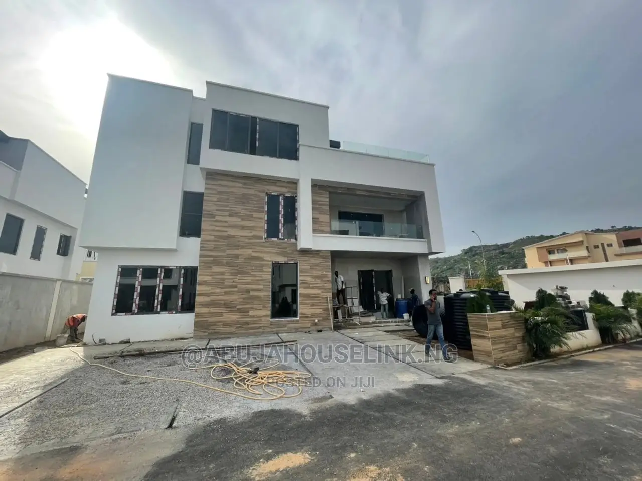 5bdrm Duplex in Diplomatic Zone, Katampe Extension for sale