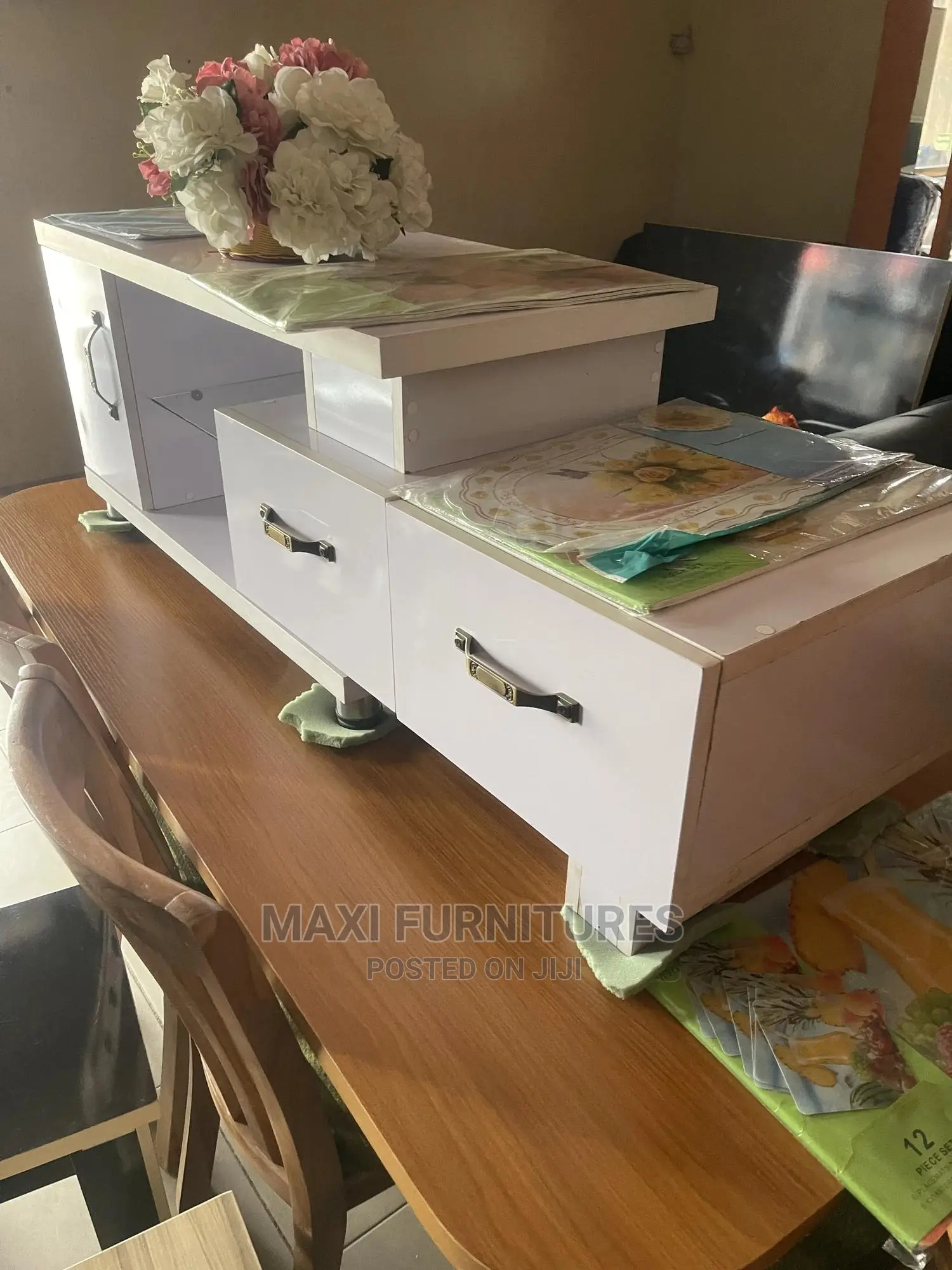 Tv Unit Shelve